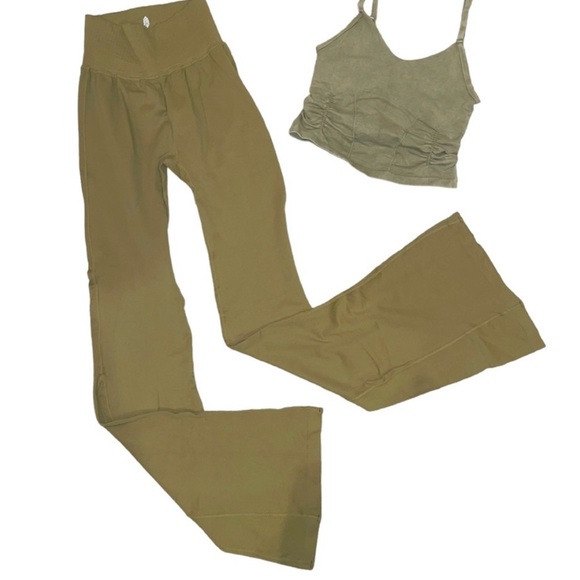 Free People Movement • Flare pant - Picture 4 of 6